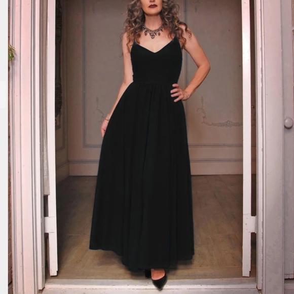Pinup Couture Dresses & Skirts - Pinup Couture - NWT Amelia Black Crepe Maxi